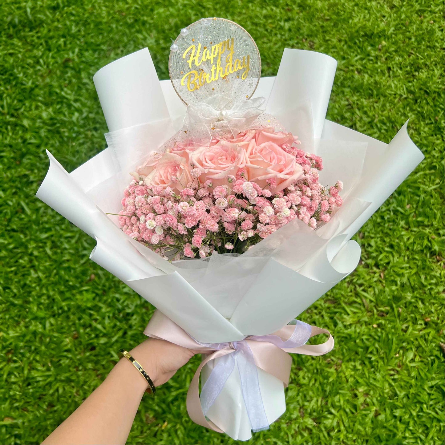 Soft Touch (10 Roses with Baby Breath)