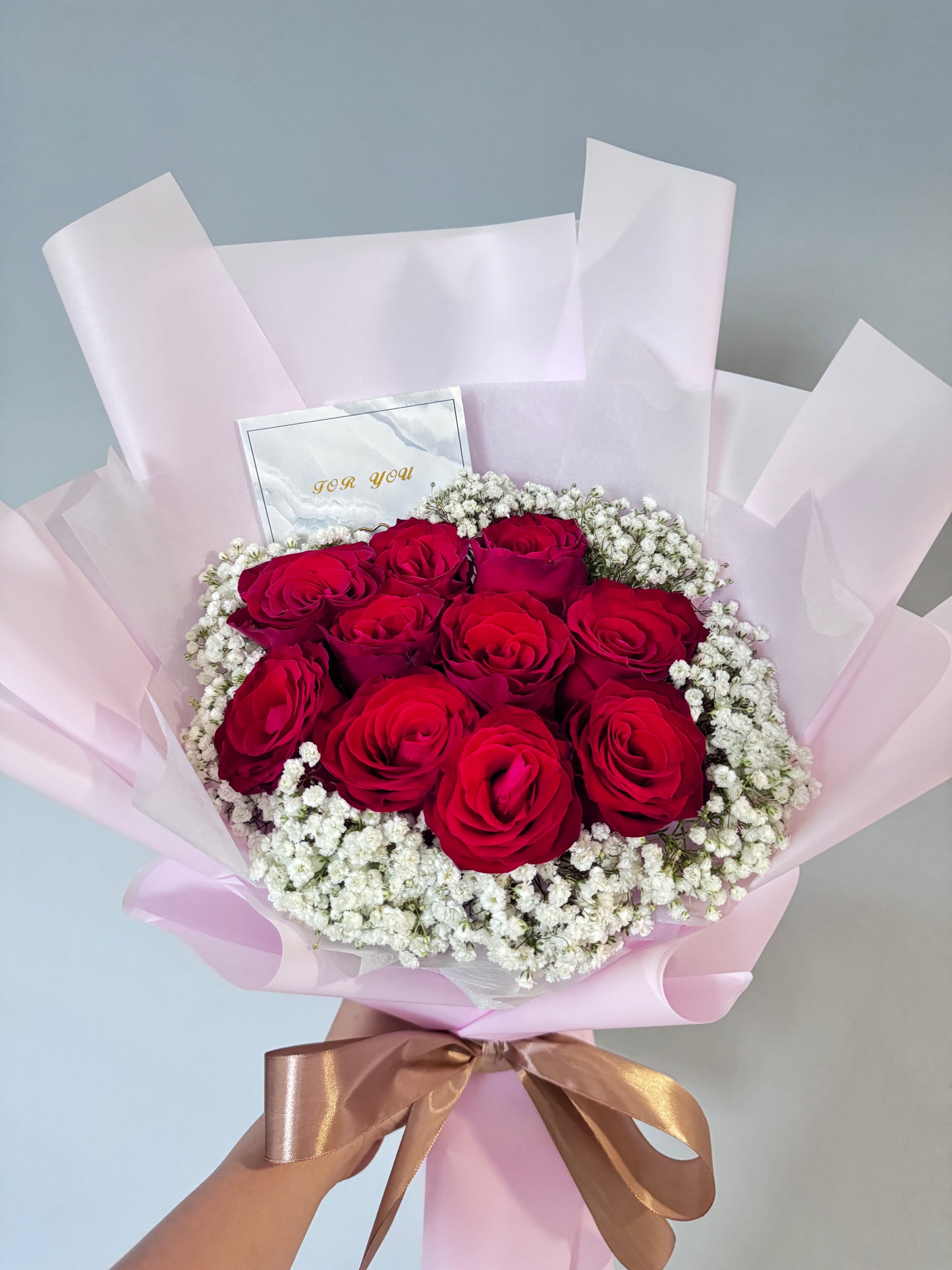 Crimson (10 Roses with Baby Breath)