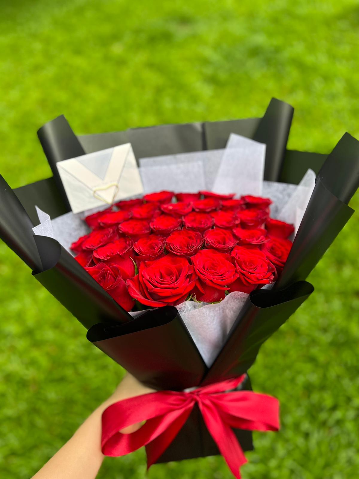30 Reasons Why (30 Roses)